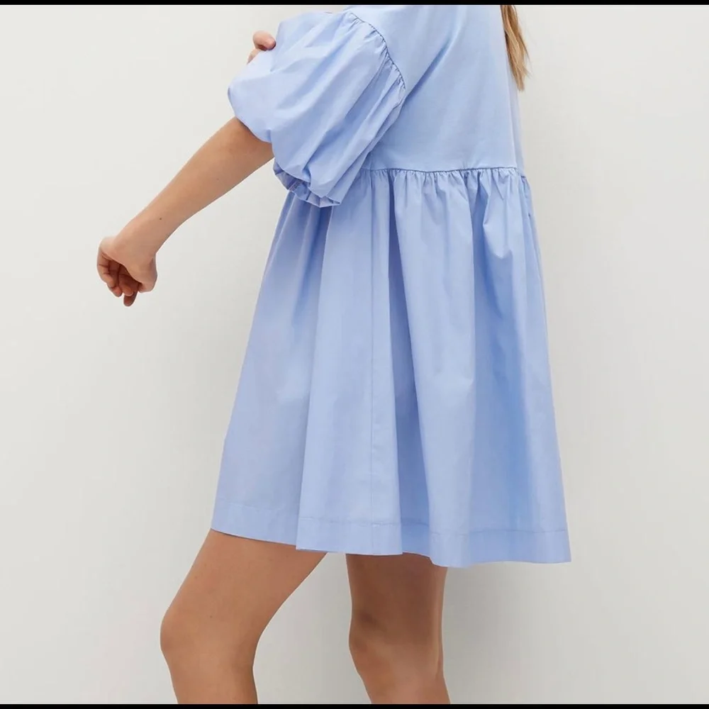 Light blue- DUO dress 👗 - Picture 3 of 3
